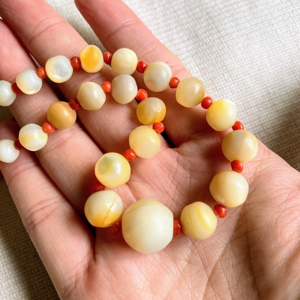 Antique Art Deco Mother of Pearl Coral Beads Graduated Necklace Sterling Silver - Picture 4 of 12